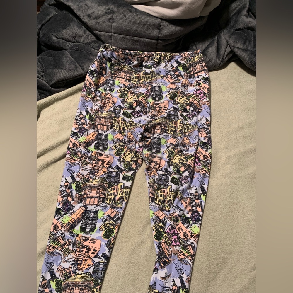 Women’s Lularoe Leggings